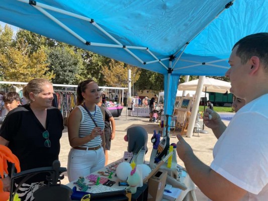 La II Feria Outlet dinamiza el comercio del Grau y desestacionaliza la oferta turística