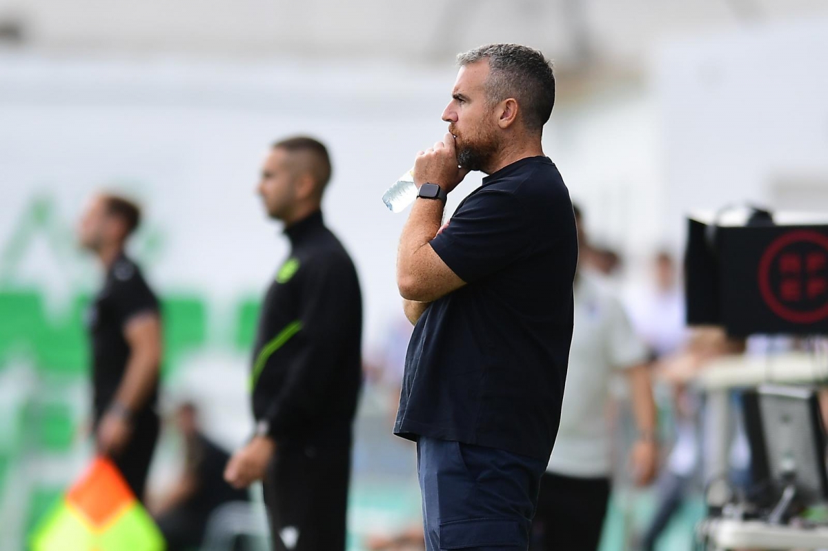 Una nefasta jornada: las derrotas del Efesé y el Murcia les dejan séptimo y decimosexto en Primera RFEF