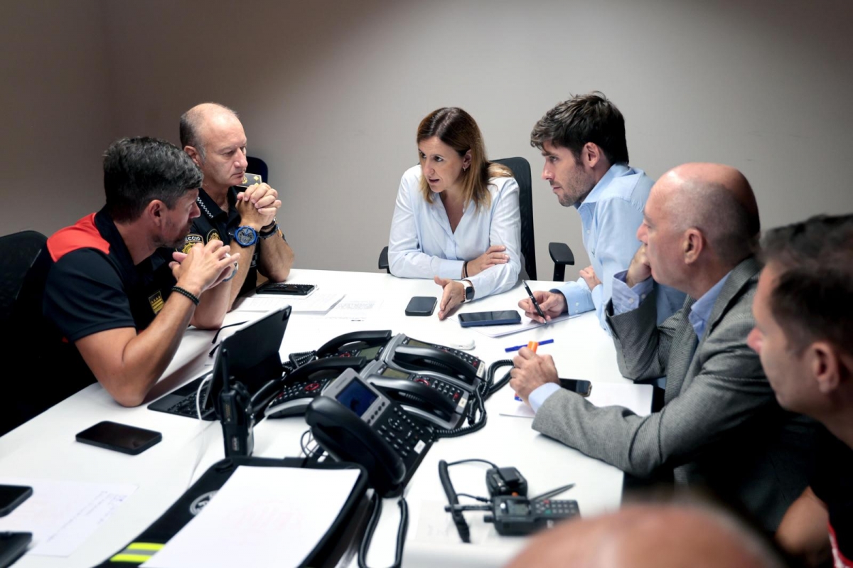 València suspende las clases este martes en centros de zonas inundables, pedanías del Sur y fachada marítima