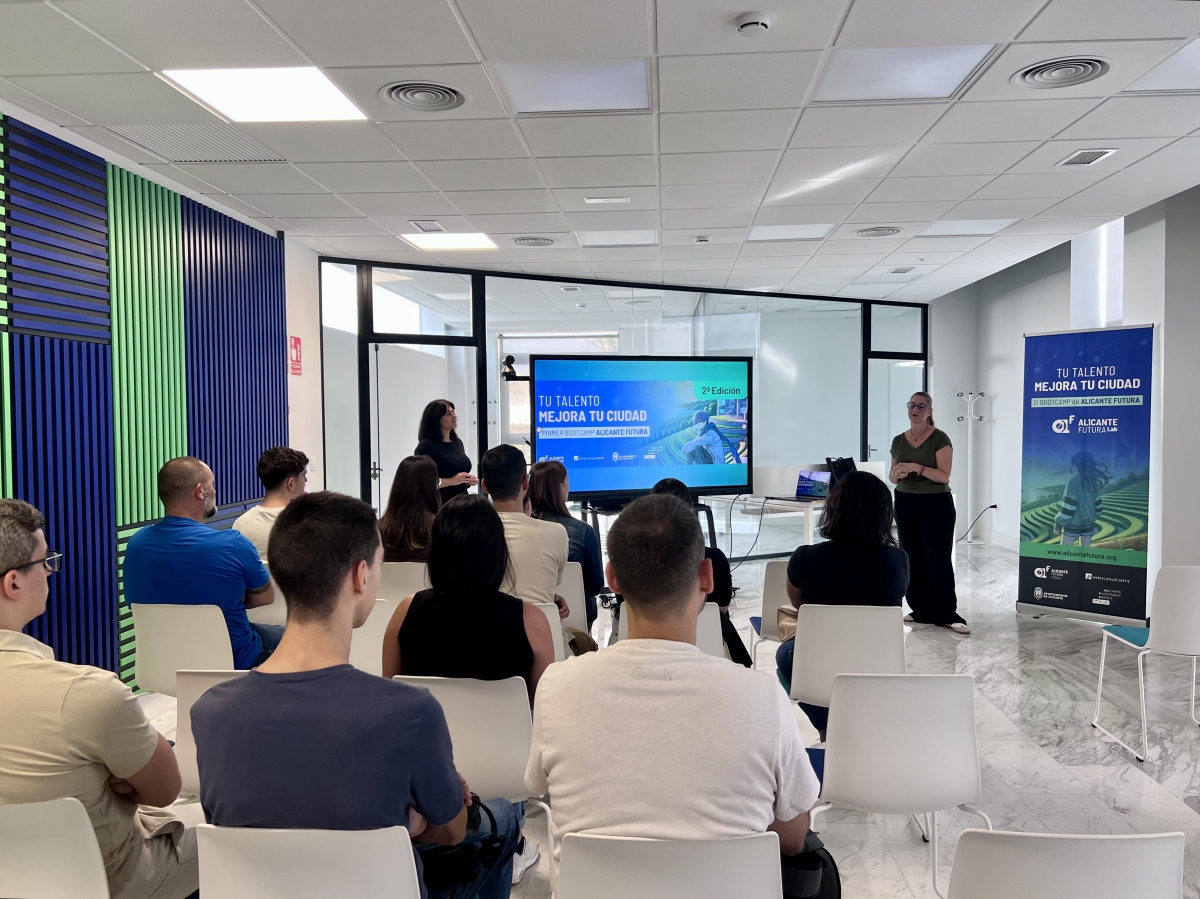 Alicante pone en marcha un nuevo 'bootcamp' de formación tecnológica de cuatro meses