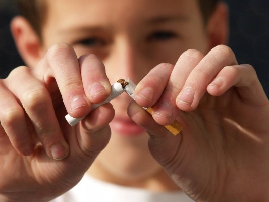 ¿La primera generación sin tabaco? El reto del vapeo y las nuevas leyes