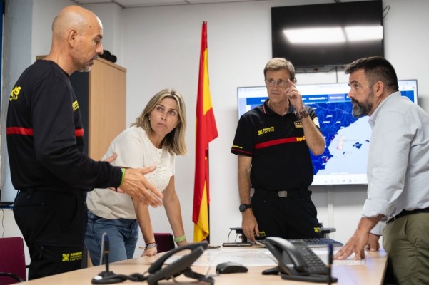 El temporal deja cortes por inundaciones de la vía en la CV-137 en Càlig y la CV-1486 en Cabanes