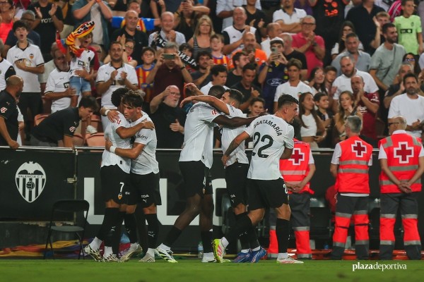 El Valencia CF recibe al Oviedo en Mestalla pendiente de la meteorología
