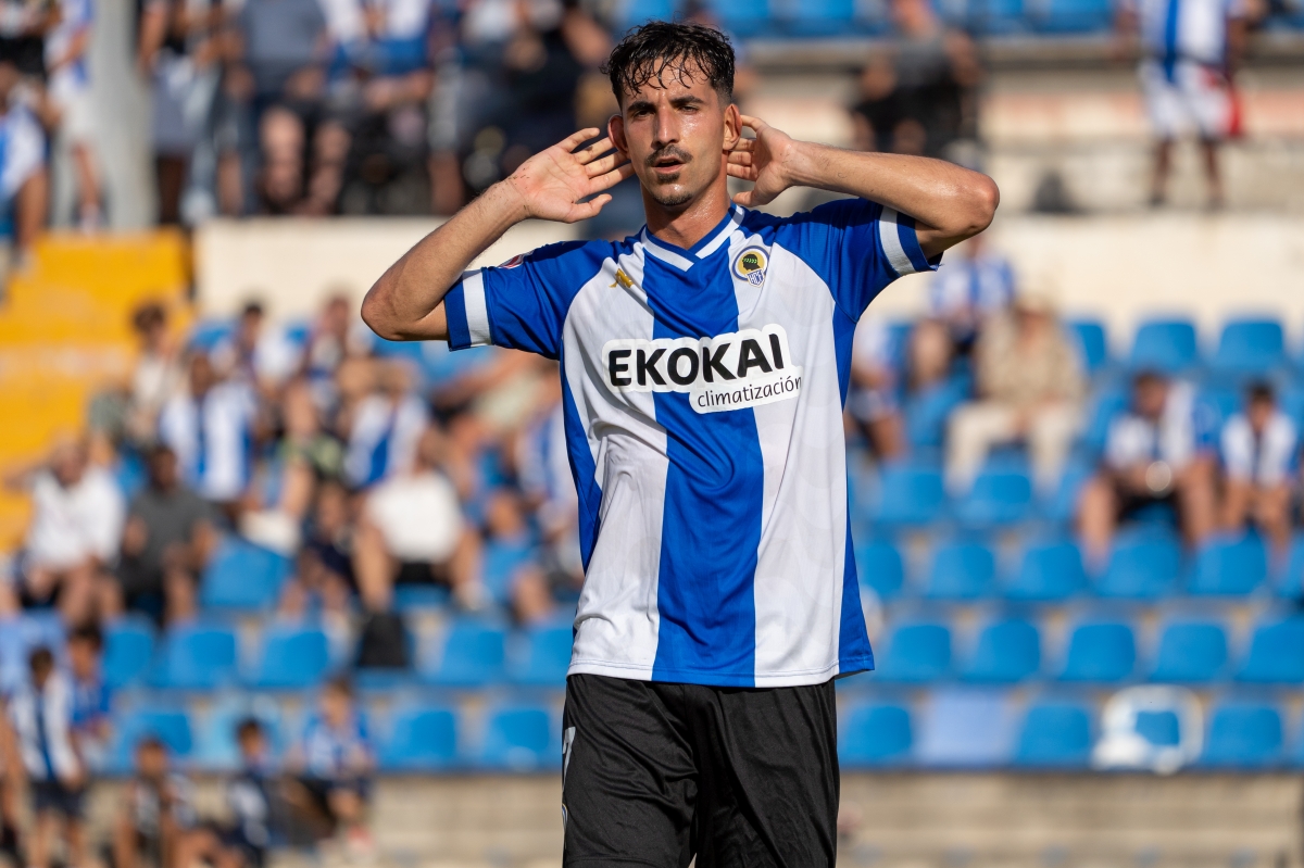 Oriol Soldevila, futbolista del Hércules CF - Foto: FITO GONZÁLEZ
