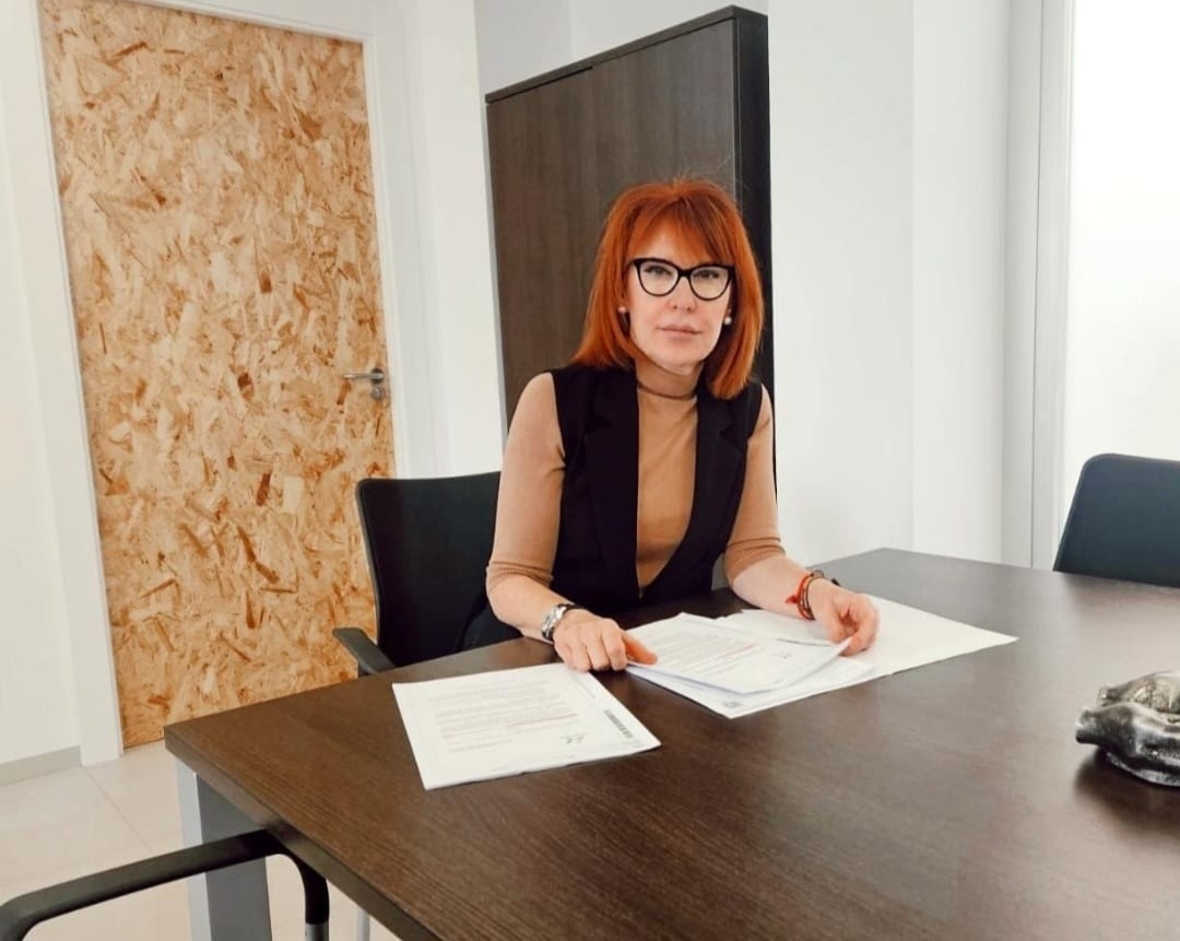 Alicante licita la ayuda a domicilio por 6,9 millones; la solución al centro de Plaza América espera