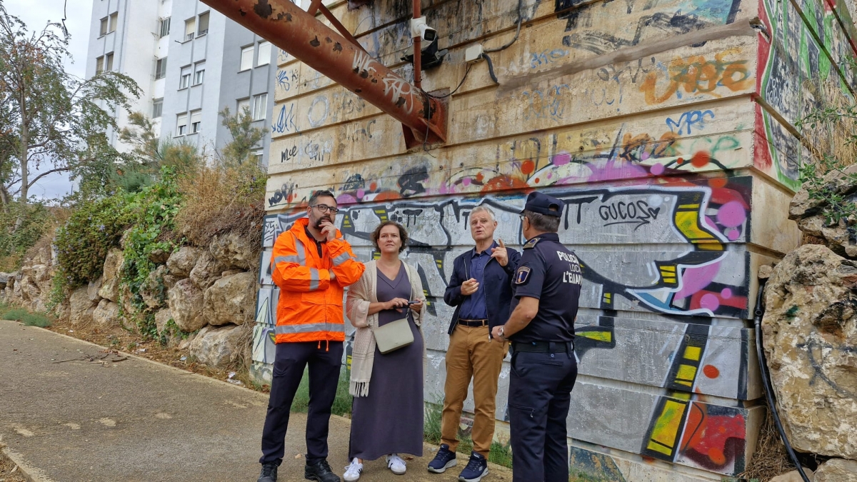 L'Eliana instala una cámara de control en el Barranco de Mandor para medir el caudal de agua