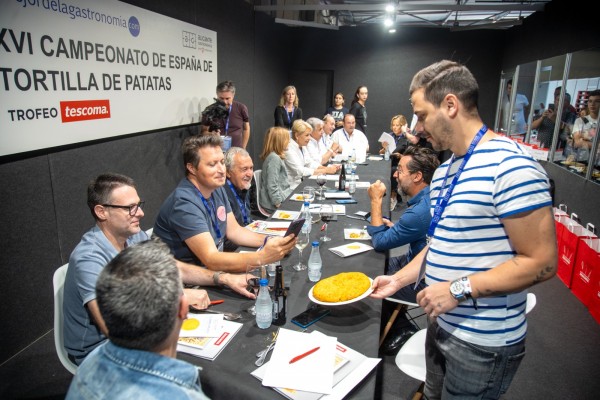 Todo a punto para 'Alicante Gastronómica', la gran feria con concursos y más de 400 experiencias