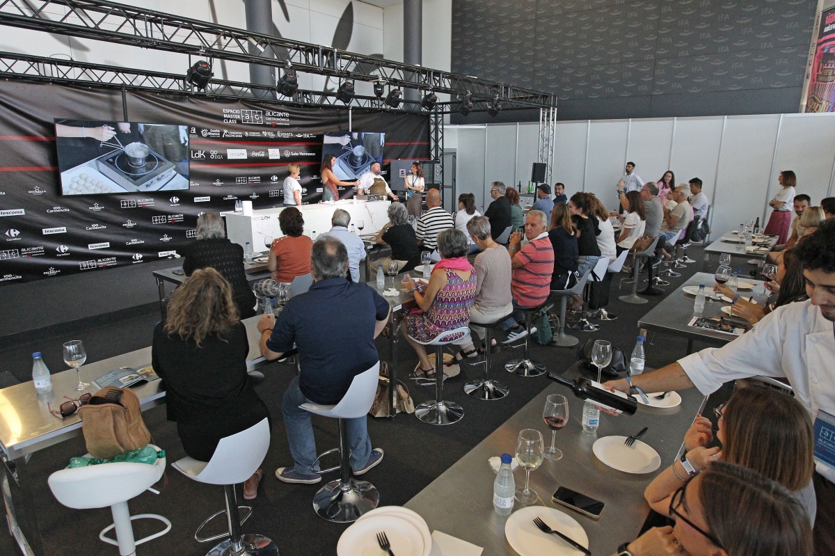 'Alicante Gastronómica' prepara los fogones con la presencia de 130 Estrellas Michelin y Soles Repsol