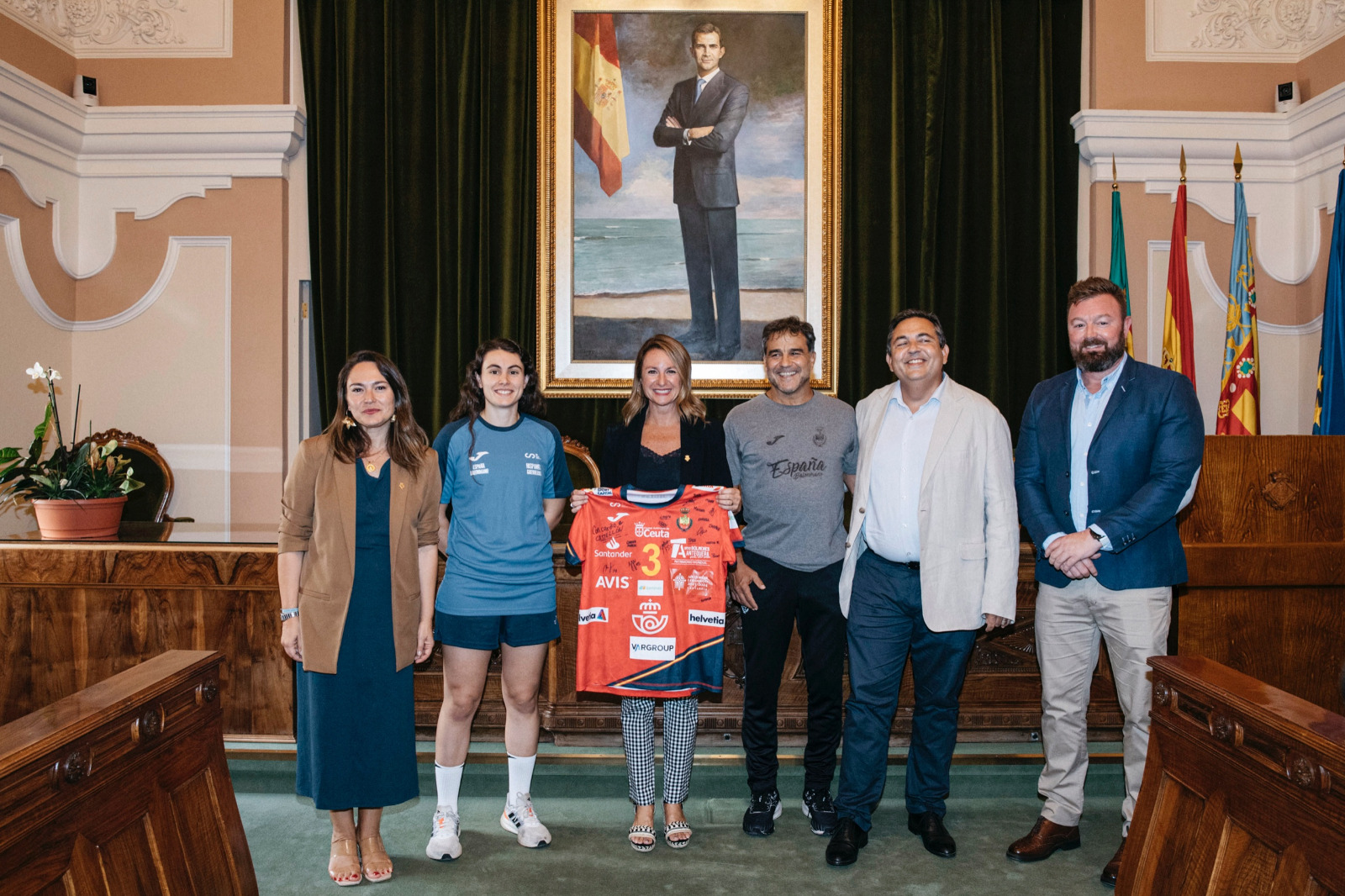 Castelló recibe a 'Las Guerreras': entrenan y juegan un partido este jueves en el pabellón de Castalia