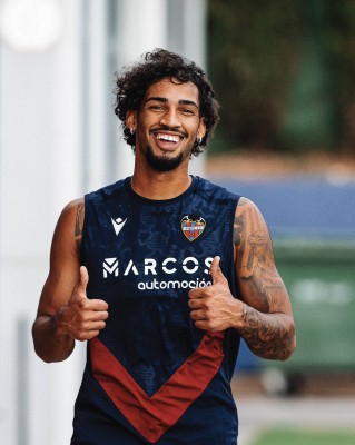 Fabrício, recuperado de una lesión muscular, ya trabaja con el equipo
