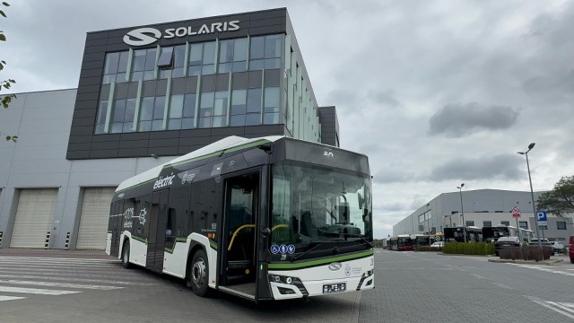 Elche incorpora seis nuevos buses eléctricos a su flota en octubre: el 70% será eléctrica o híbrida