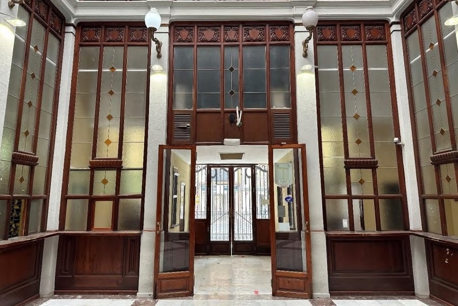 El emblemático inmueble se destinará a usos culturales o institucionales. - Foto: ANTONIO PRADAS