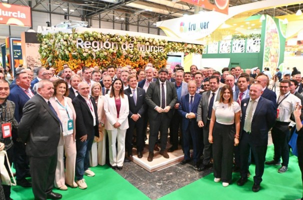 El campo de la Región dispara sus exportaciones y eleva un 9% el comercio internacional hasta los 2.128 millones de euros