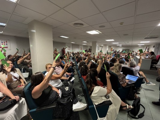 La Federació de Fogueres aprueba un reglamento para realizar la elección de la Bellesa del Foc
