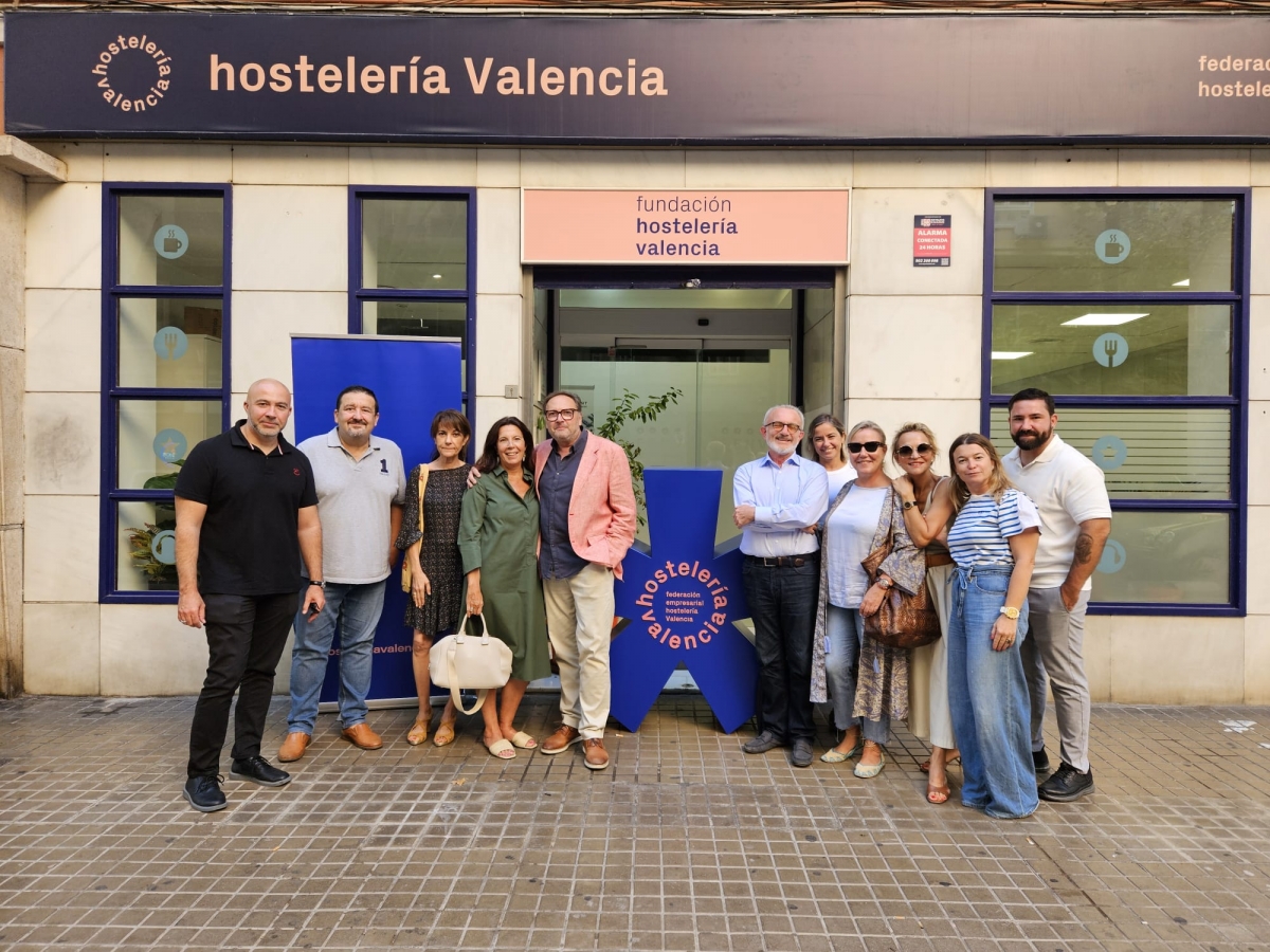 Hostal Blayet, Grupo Portolito, Román Navarro, Bodegas Vicente Gandía o 2 Estanciones, galardonados en los Premios Hostelería Valencia
