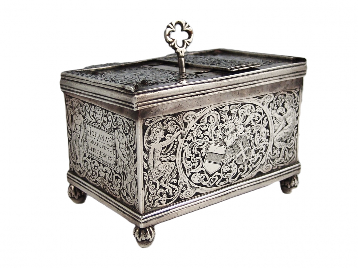 La historia de la plata se da cita en el Centro Cultural Las Claras con 'Platería de ambos mundos'