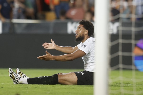 El Valencia CF examina la gravedad de sus problemas en Montilivi