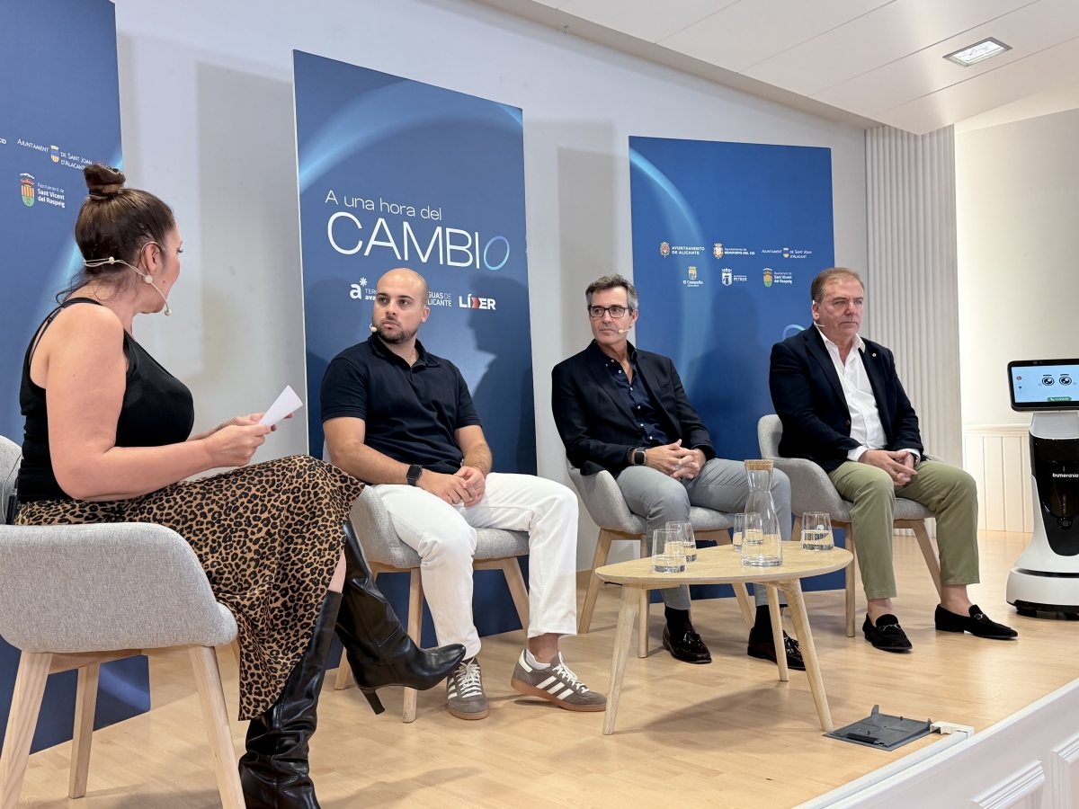 La robótica se abre paso en la gestión pública y privada desde Monforte del Cid: desde Industria hasta agricultura