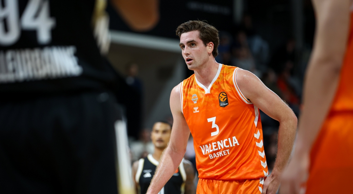 Valencia Basket sabe sufrir para sumar el primer triunfo en la Euroliga