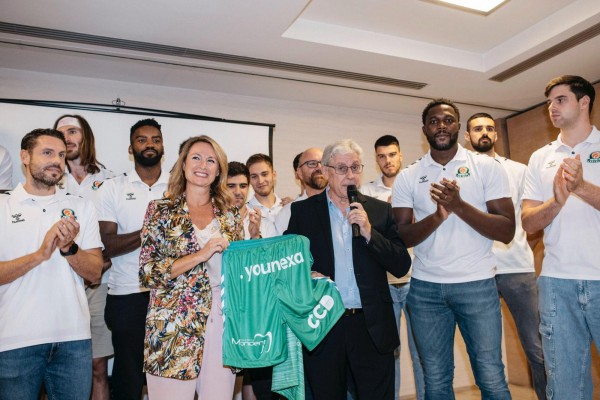 El Amics Castelló se presenta para el nuevo curso: el club cumple 30 años de baloncesto en la ciudad