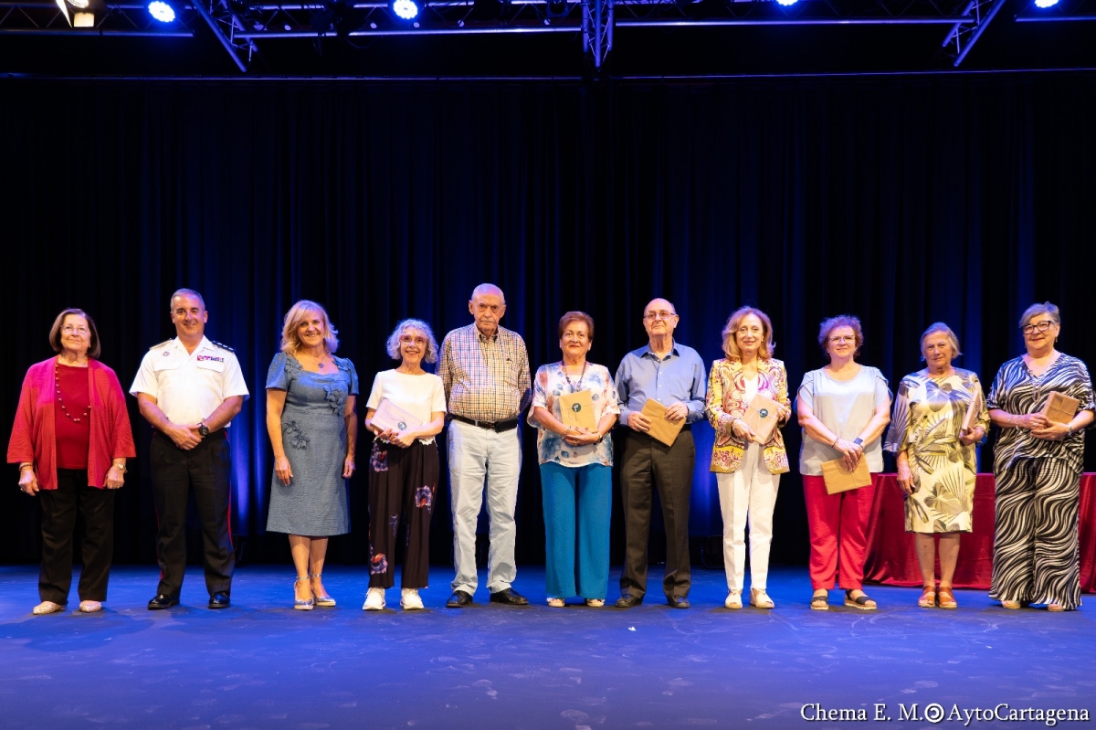 Cartagena celebra la 'Gala de mayores' y distingue a sus centenarios