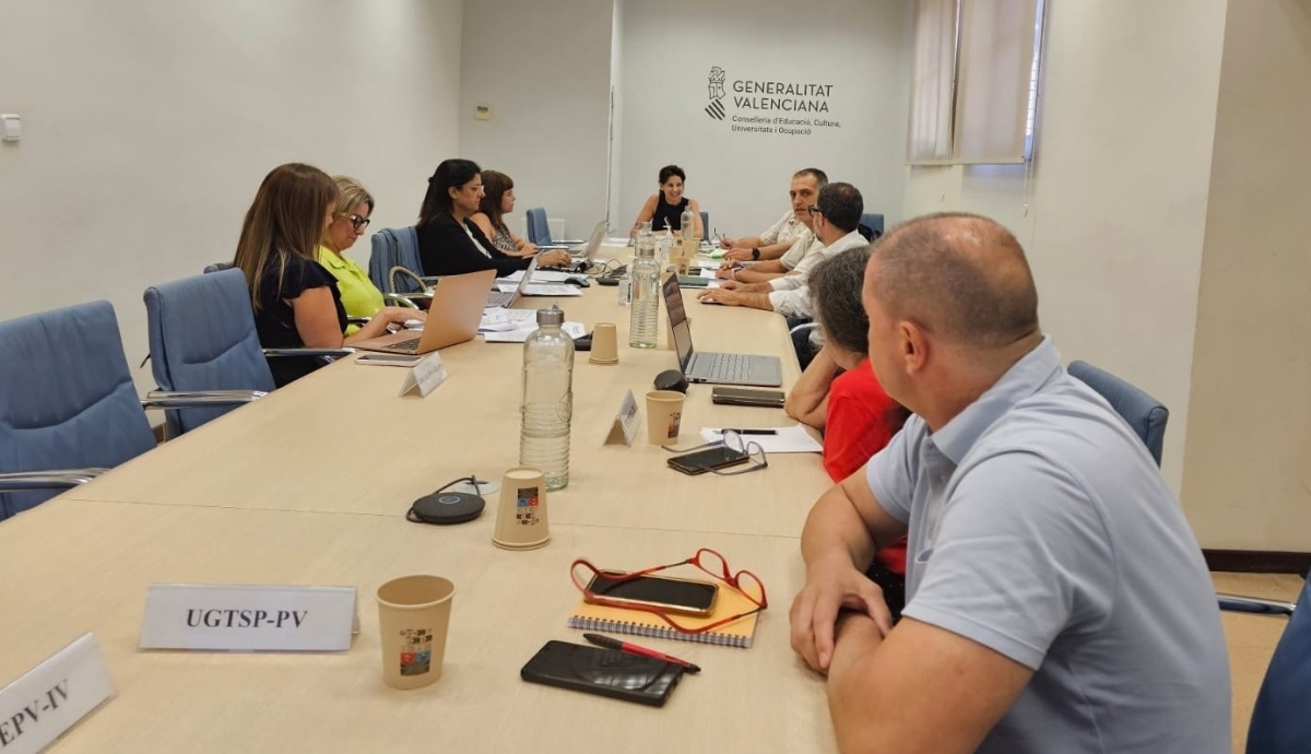 Educación y sindicatos negocian un nuevo protocolo de actuación en los centros en caso de emergencias meteorológicas