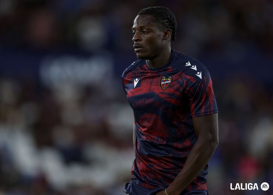 Etta Eyong multiplica por cuatro su valor: de 5 a 20 millones