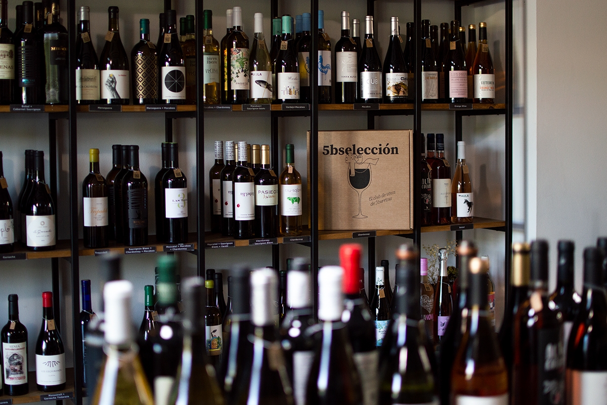 Canjea tu Bono Comercio VLC en 5bselección y brinda con los mejores vinos de la ‘terreta’