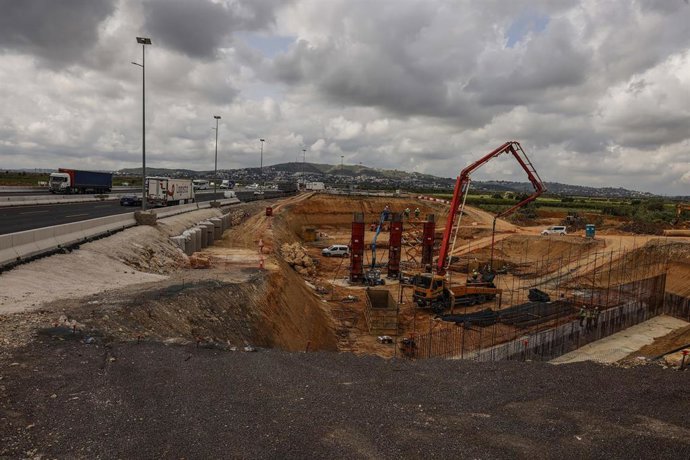 Transportes ultima la recuperación del trazado definitivo de la A-7 en Valencia tras la dana