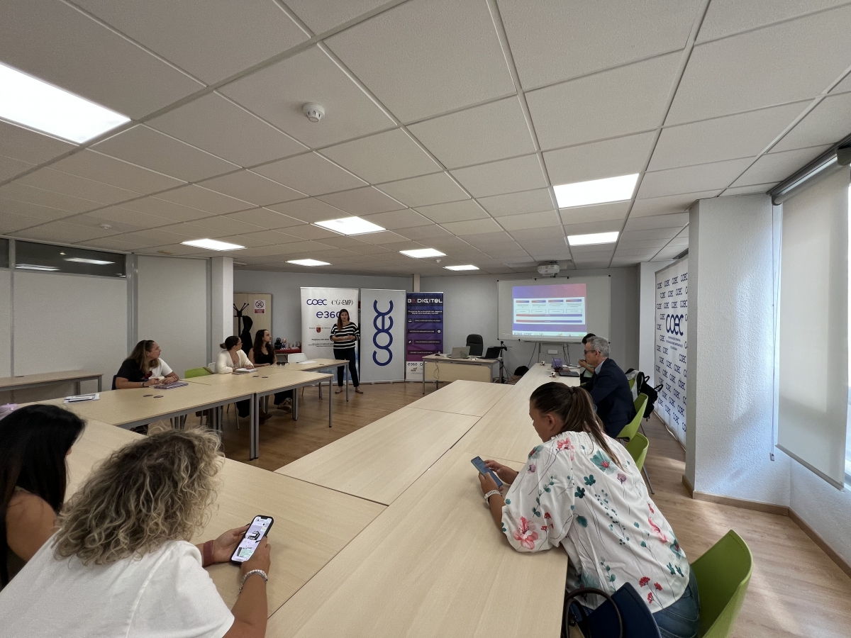 B2DIGIT@L: la aceleradora que democratiza la innovación digital en startups y pymes