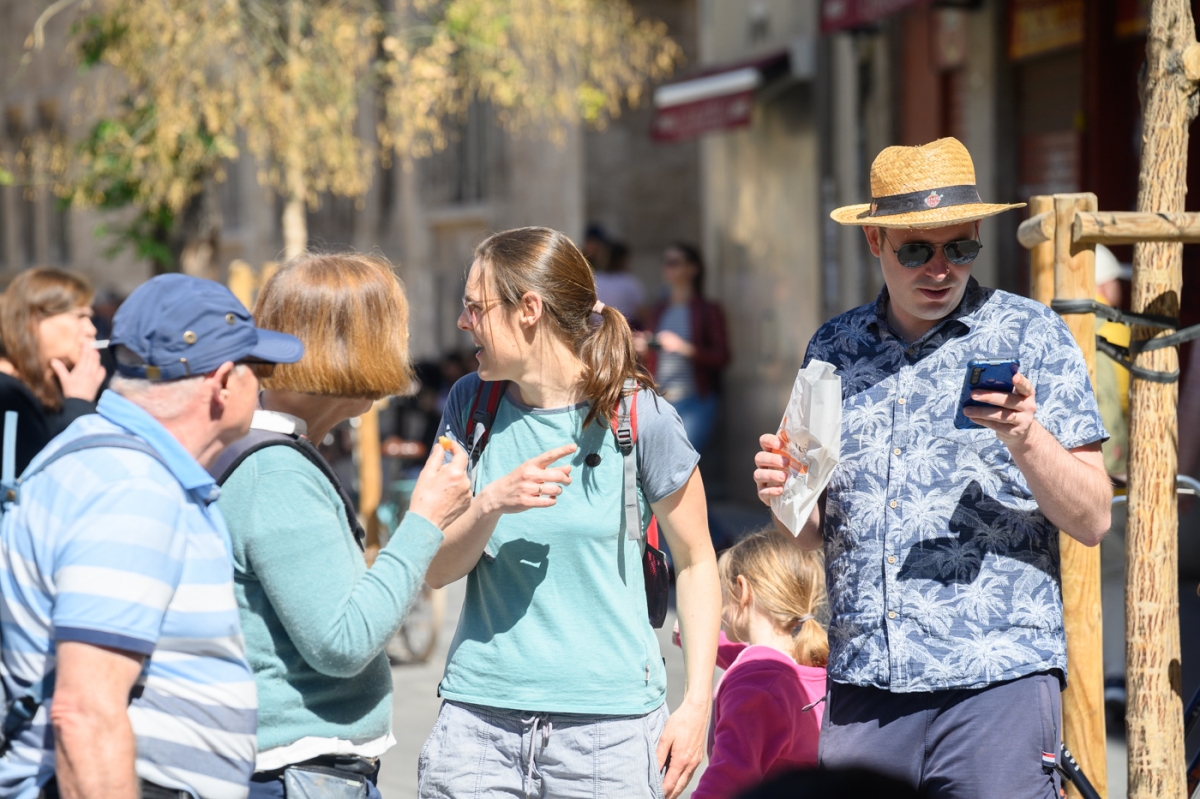 ¿Cómo ve la IA a la Comunitat como destino turístico? Gastronomía y cultura eclipsan al sol y playa