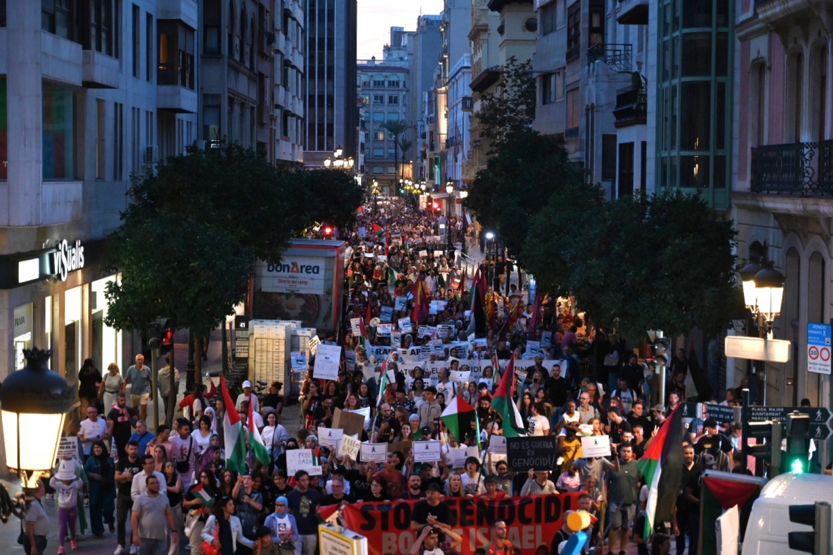 Centenares de personas se manifiestan en Castelló para denunciar el 