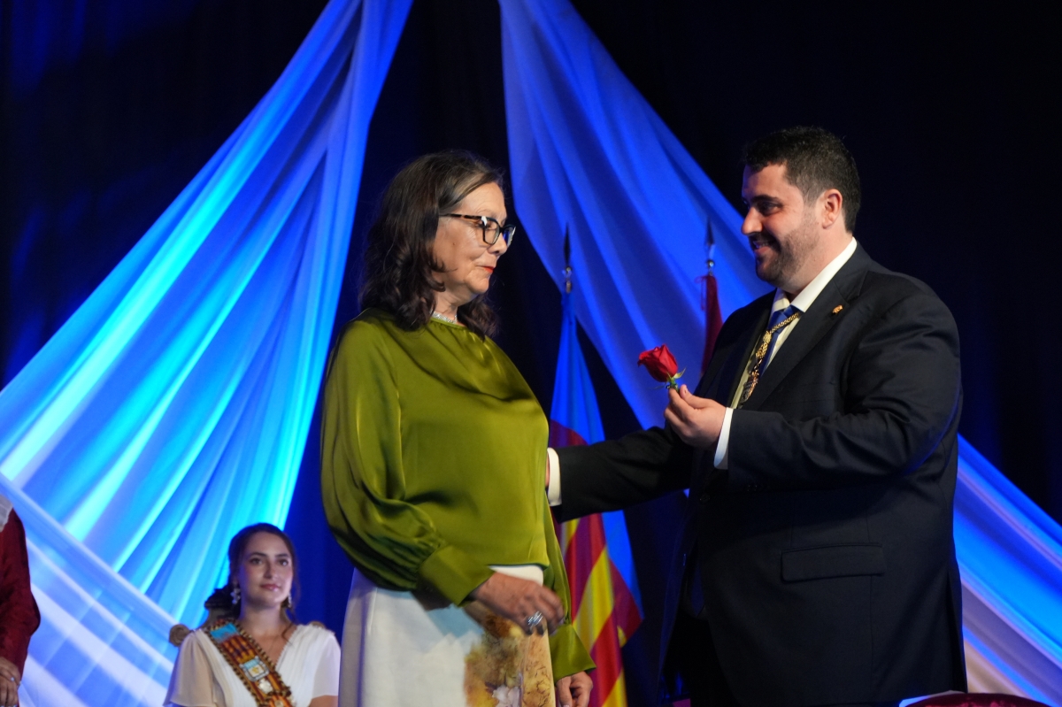 Mercé Estrela Tena guanya la Flor Natural dels LXXI Jocs Florals de Nules