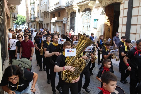 El Centre Municipal de les Arts de Burriana, listo para actuar en Disneyland París