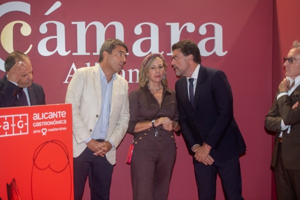 Los astros político-empresariales, alineados en Alicante
