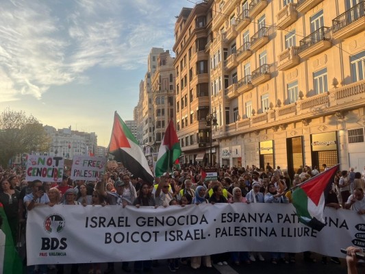 Una manifestación en València exige el embargo 
