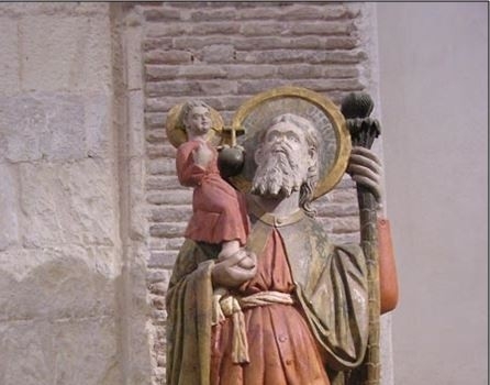 San Cristóbal, el santo del cementerio de Espinardo que recuerda a Anubis y llevó a Dios en su espalda