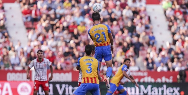 El Valencia, preocupado por el balón parado: cuatro goles en contra en tres partidos