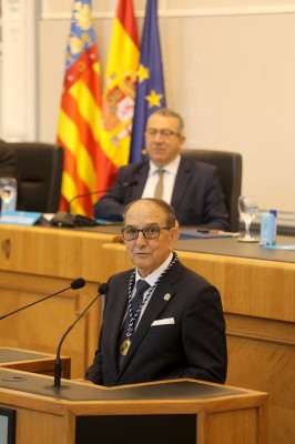 Ángel Urbina: 
