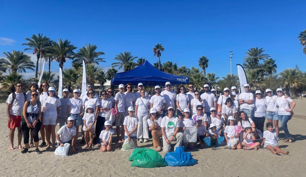 El Pinar acoge la IV Jornada de Limpieza de Playas de Castelló