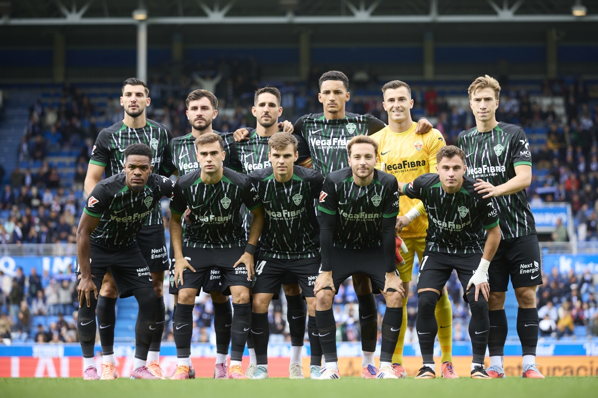 Once inicial del Elche CF ante el Deportivo Alavés - Foto: EP