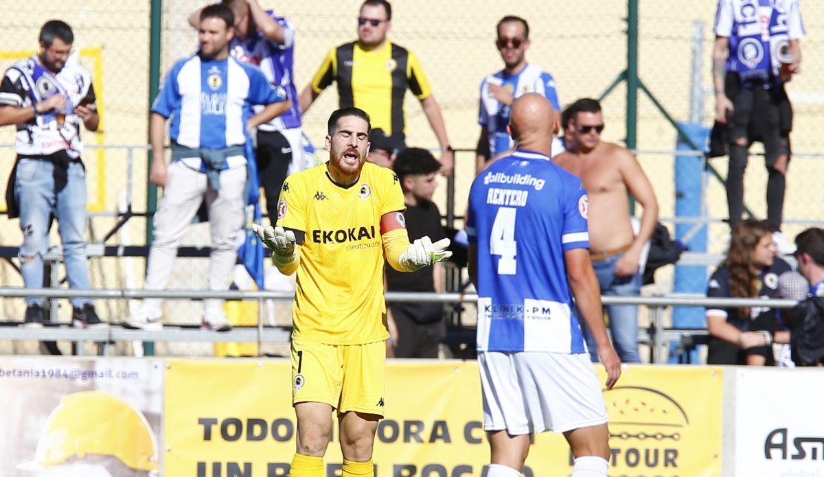 El Hércules CF en la lona y Rubén Torrecilla también