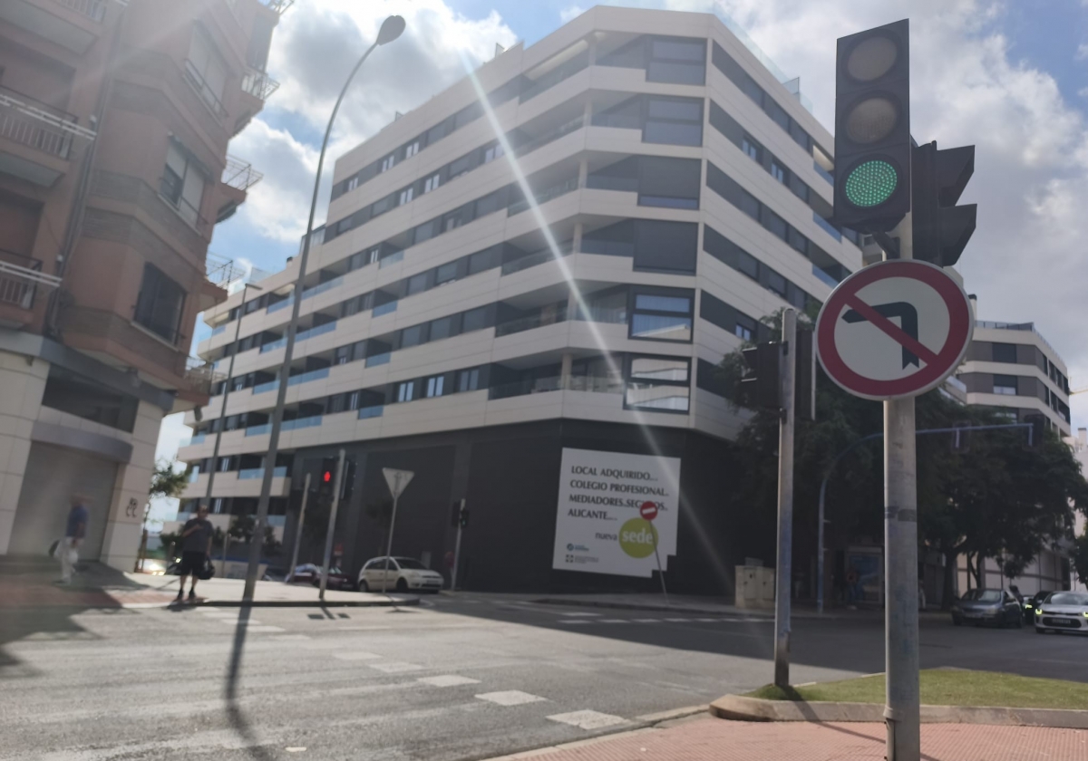 Los mediadores de seguros preparan las maletas en Alicante: traslado de sede del Centro a Benalúa