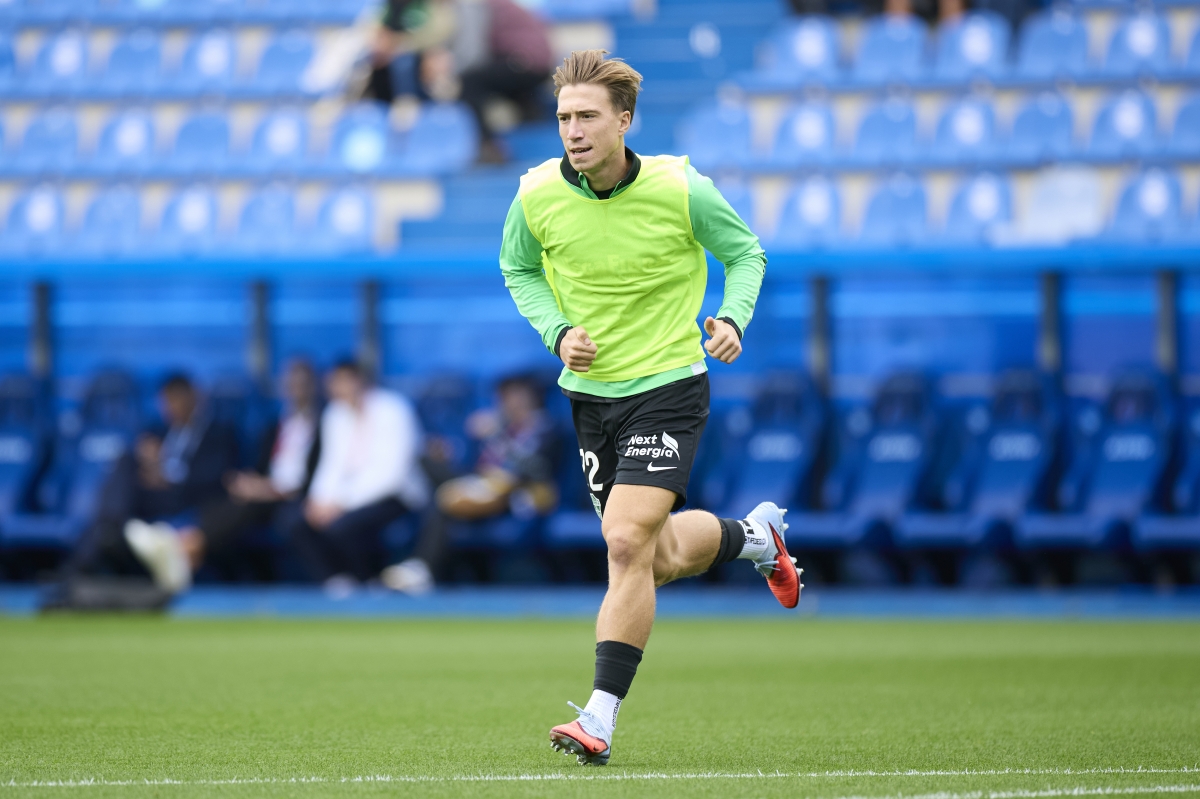 David Affengruber durante el calentamiento del choque ante el Deportivo Alavés - Foto: EP David Affengruber durante el calentamiento del choque ante el Deportivo Alavés
