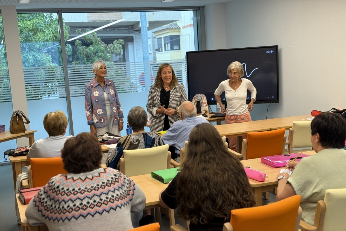 Benicàssim abre su CEAM con una serie de talleres para la estimulación cognitiva y psicomotricidad