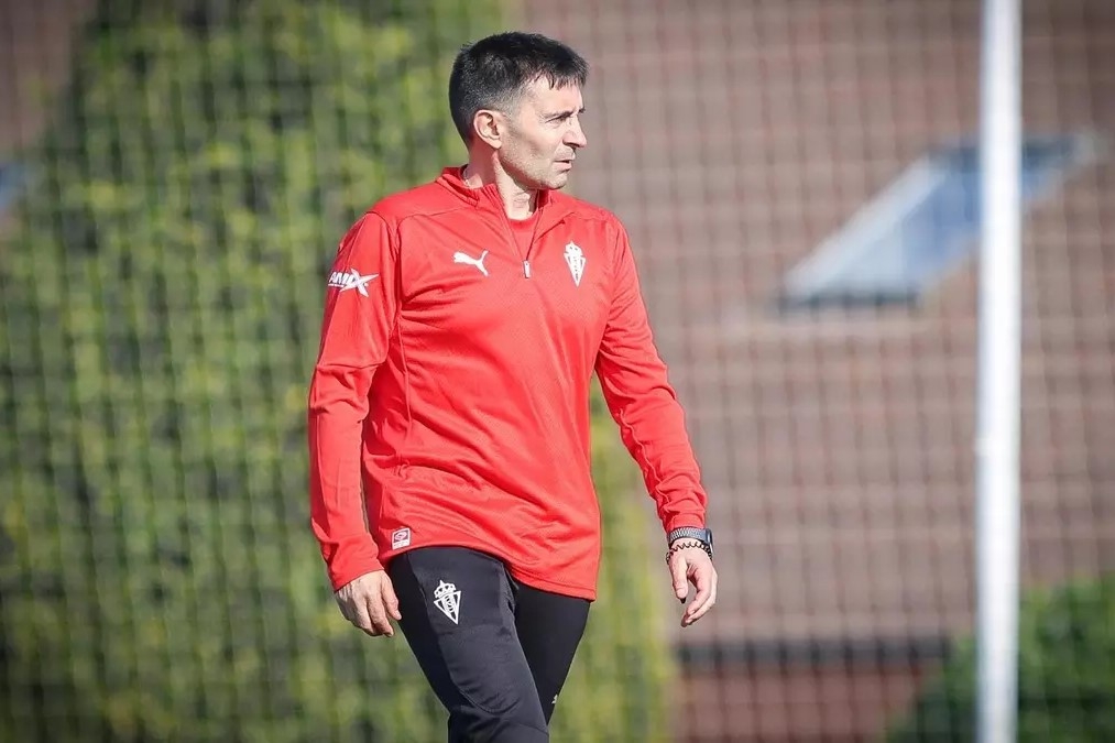 El ex entrenador del Sporting de Gijón, Asier Garitano - 