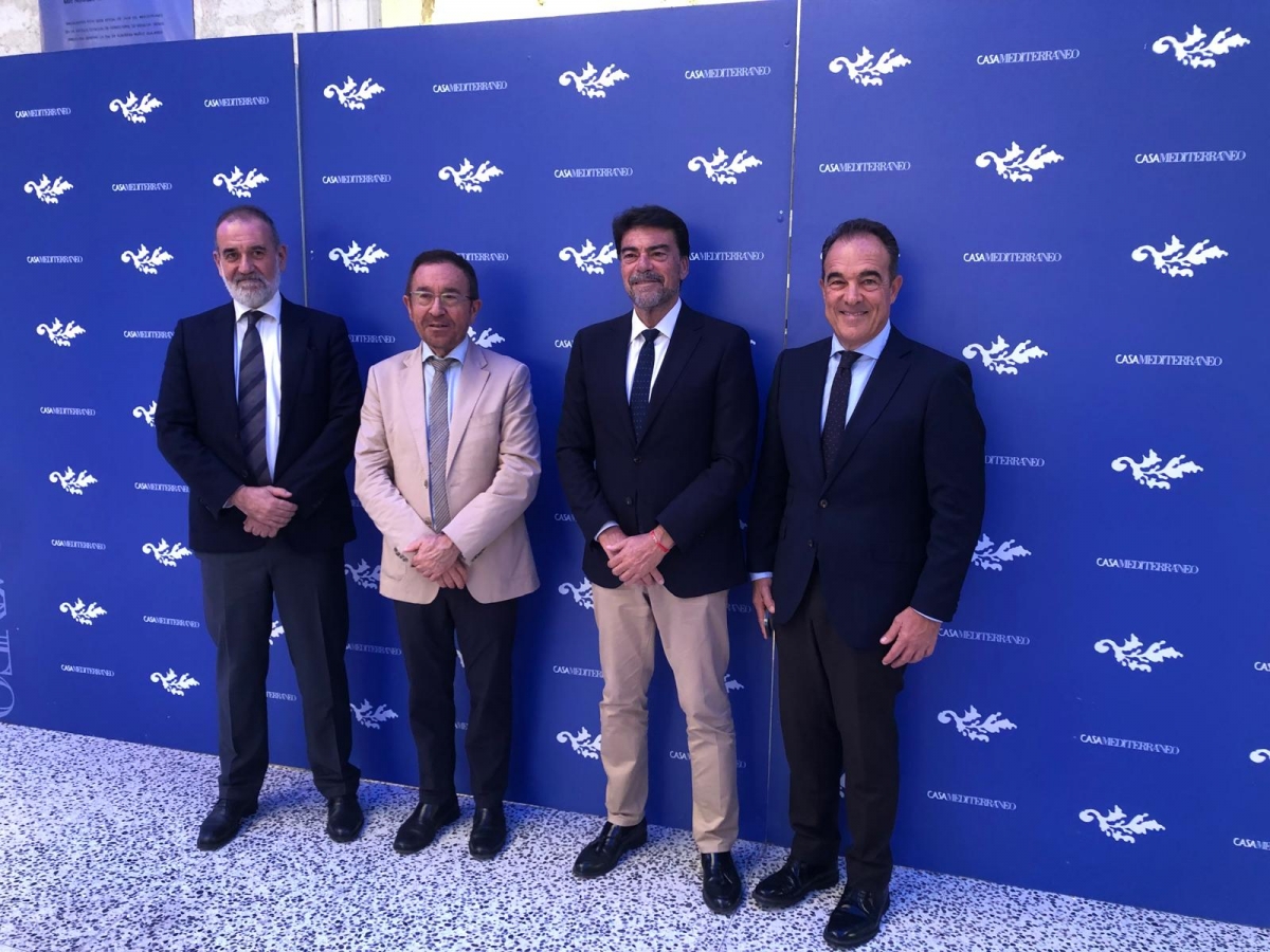 Barcala y Perelló, tras la presentación del festival TAC! en Casa Mediterráneo.  - 