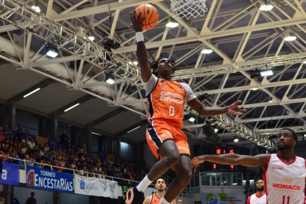 El 'rey' Valencia regresa a una nueva Eurocup casi novecientos días después
