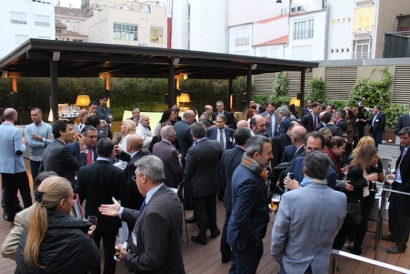 El primer European Business Drink en Valencia reúne a más de un centenar de empresarios