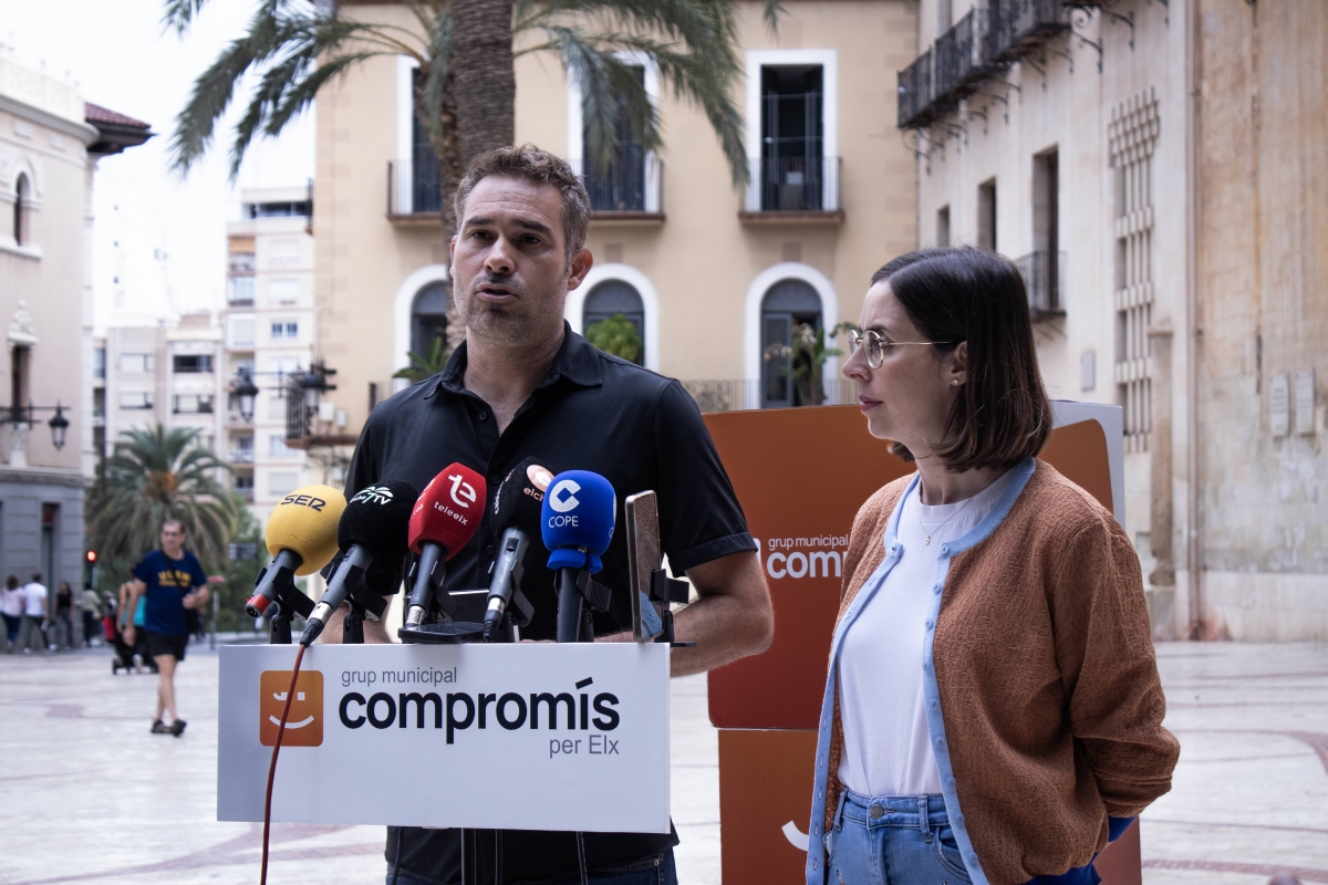 Compromís per Elx denuncia recortes en inversiones educativas y en docentes en la ciudad